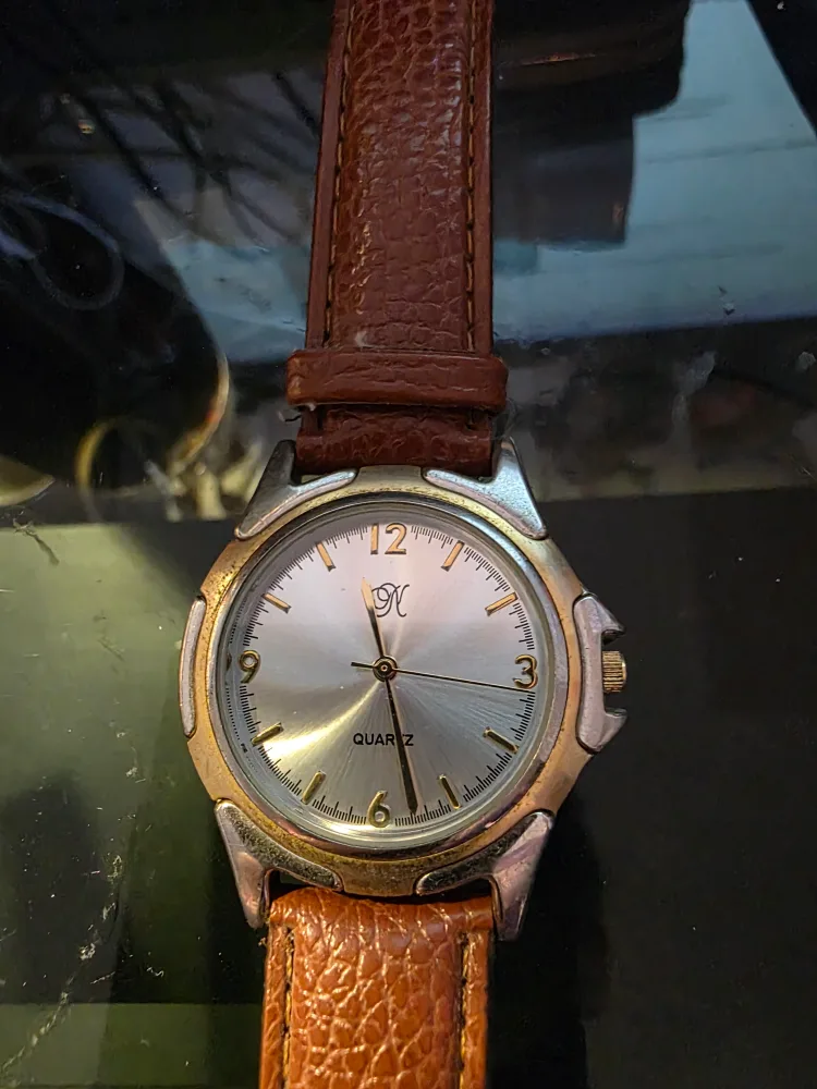 Vintage Wristwatches - Two for sale💚 image indicator(2)