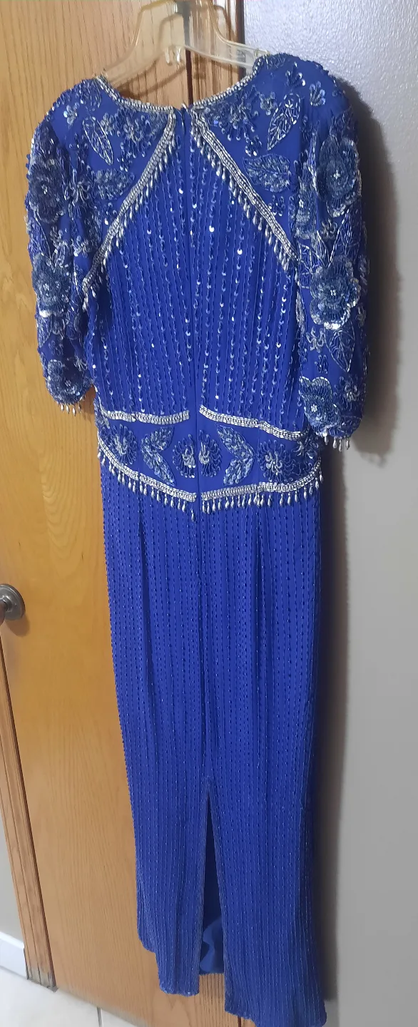 🥕Stunning Beaded Royal Blue Evening Gown image indicator(2)