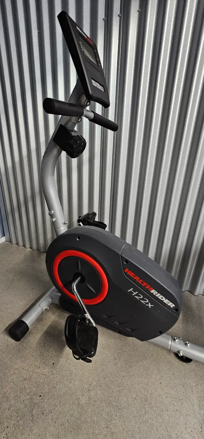 HealthRider H22X Recumbent Exercise Bike image indicator(6)