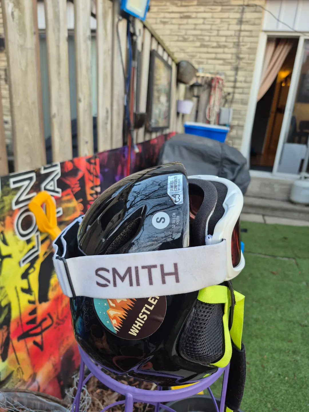 Junior Ski equipment image indicator(8)