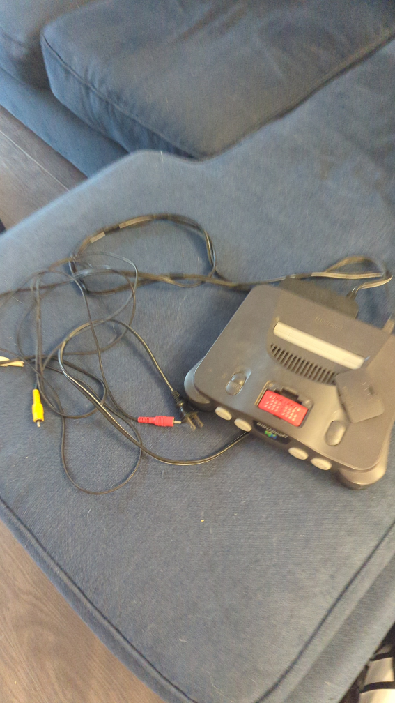 Nintendo 64 Console with Cables - photo 2