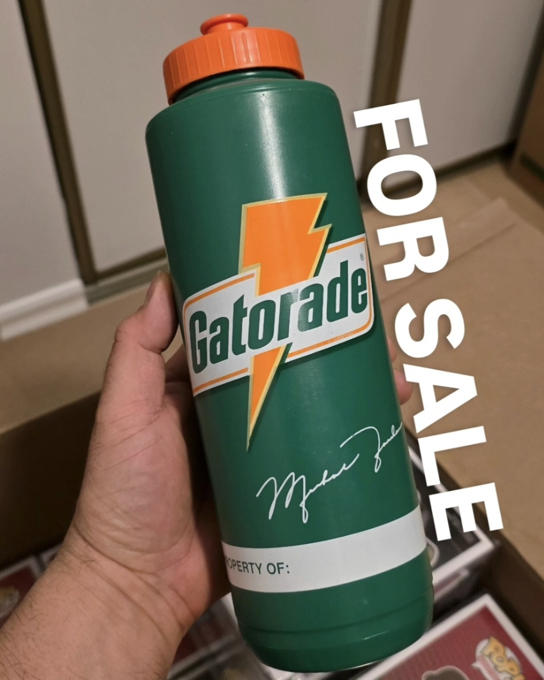 Michael Jordan Gatorade bottle