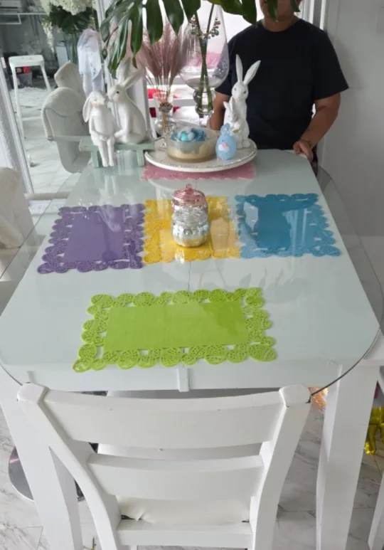 Glass-top for dining table image indicator(6)