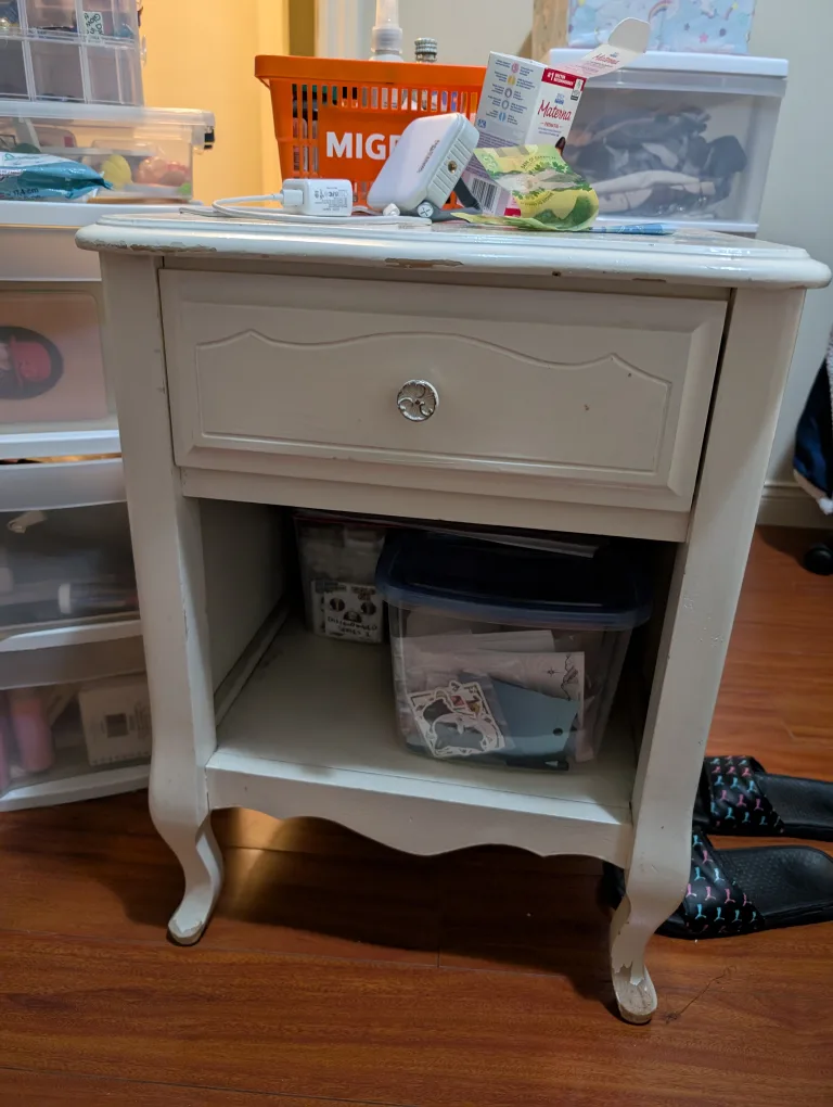 White Wooden Nightstand with One Drawer thumbnail