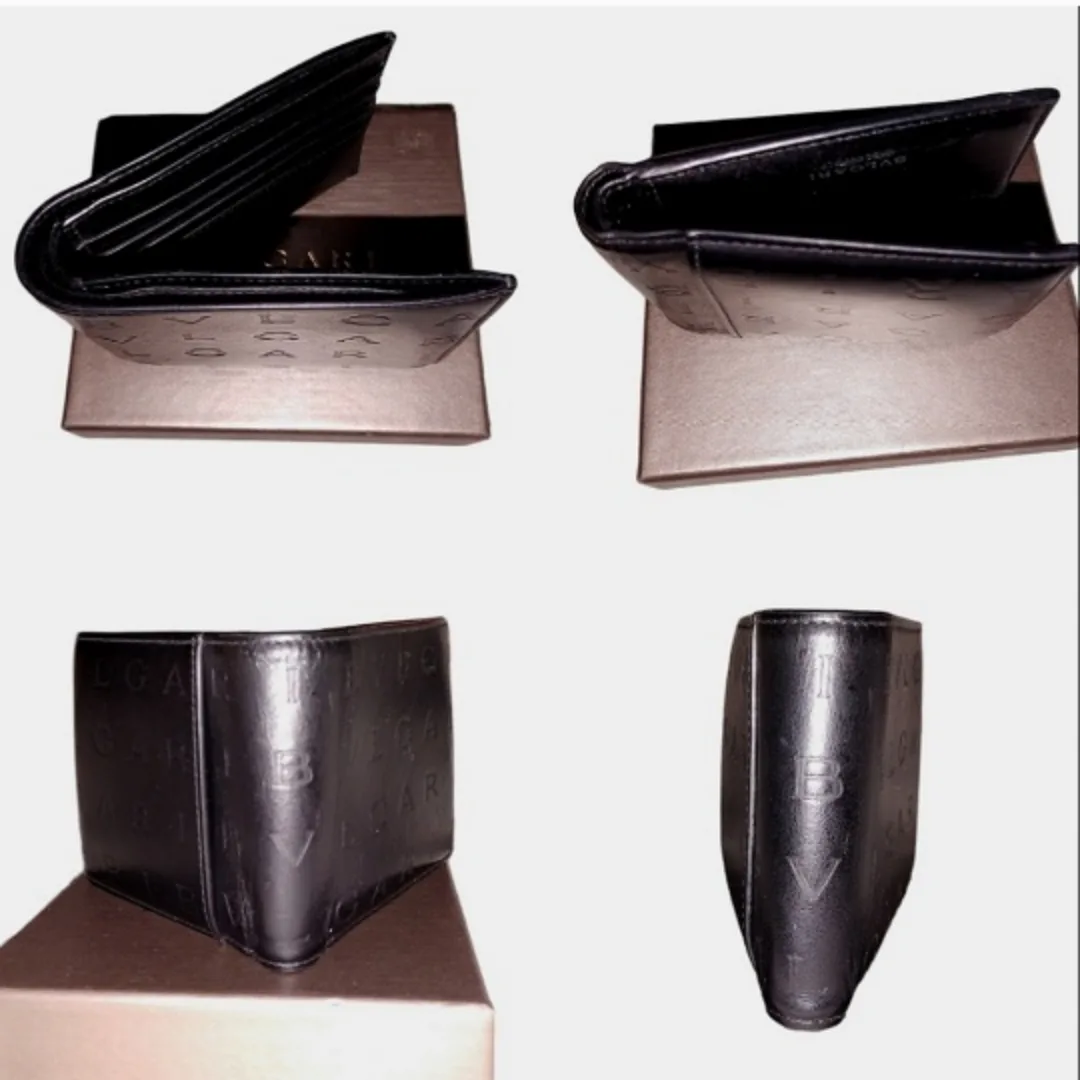 BVLGARI Black Leather Bifold Wallet image indicator(6)