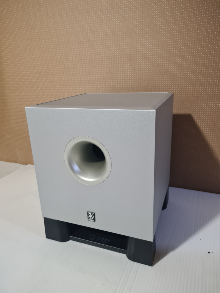 Yamaha YST-SW011 Subwoofer - photo 3