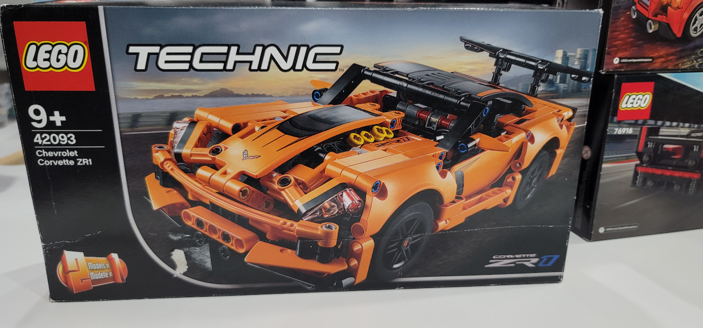 LEGO Technic Chevrolet Corvette ZR1 42093