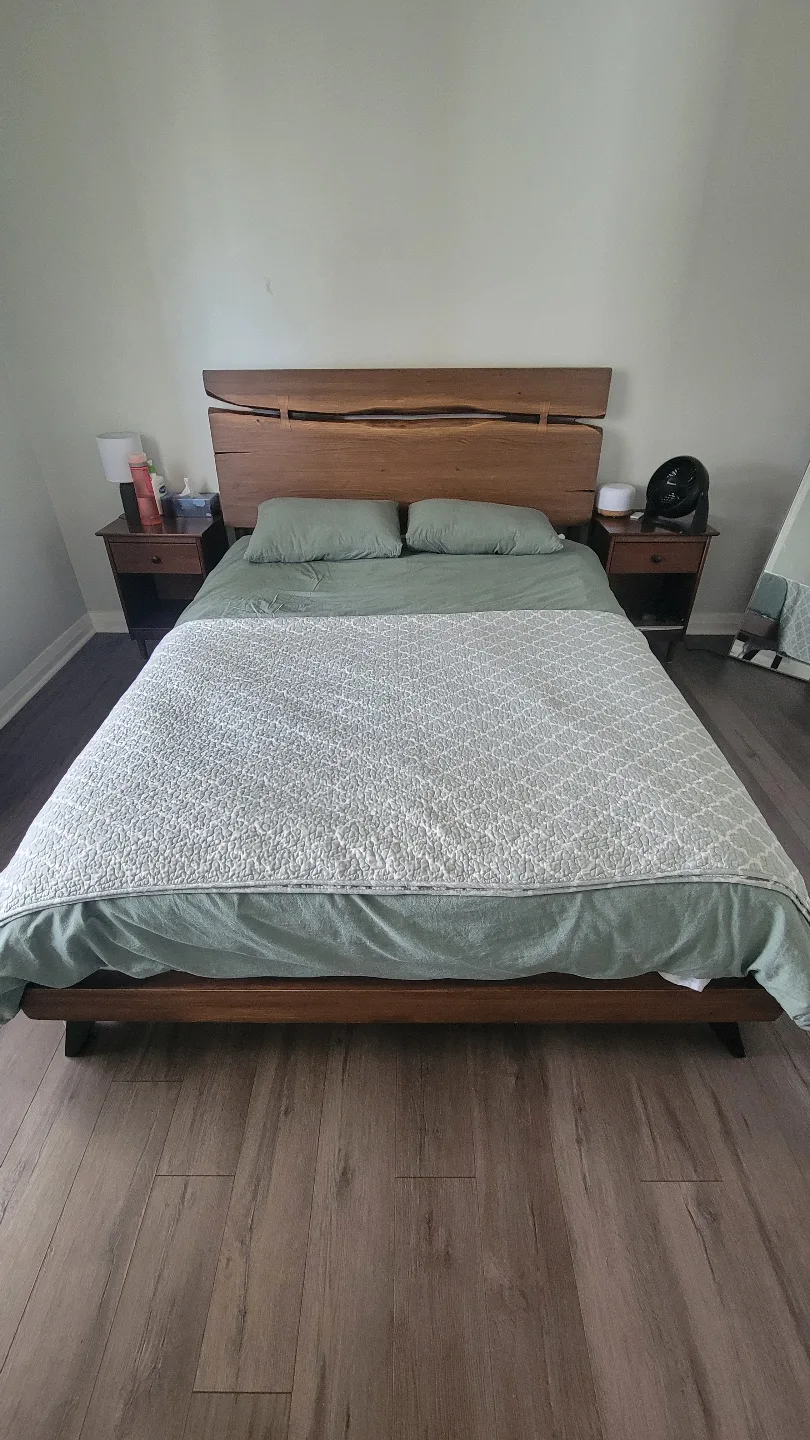 Camila Queen Bed - Rustic Brown - Live Edge Design thumbnail