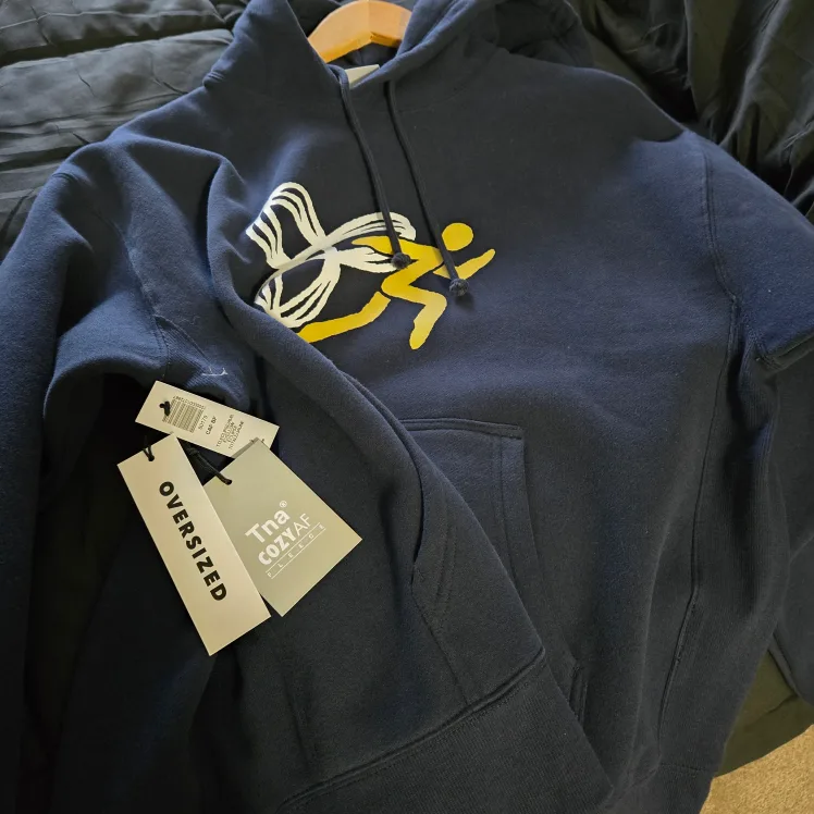 Oversize Sweatshirt from Aritizia image indicator(2)