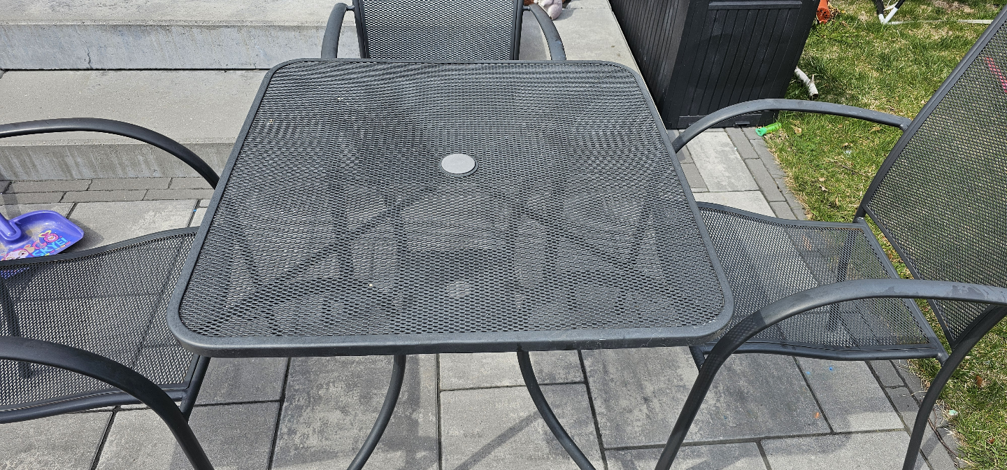 Metal Patio Set – 1 Table + 4 Chairs - photo 2