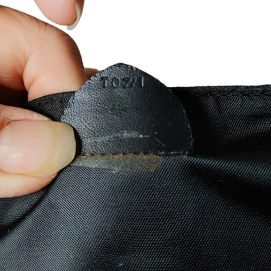 Vintage Celine Paris Black Shoulder Bag image indicator(5)