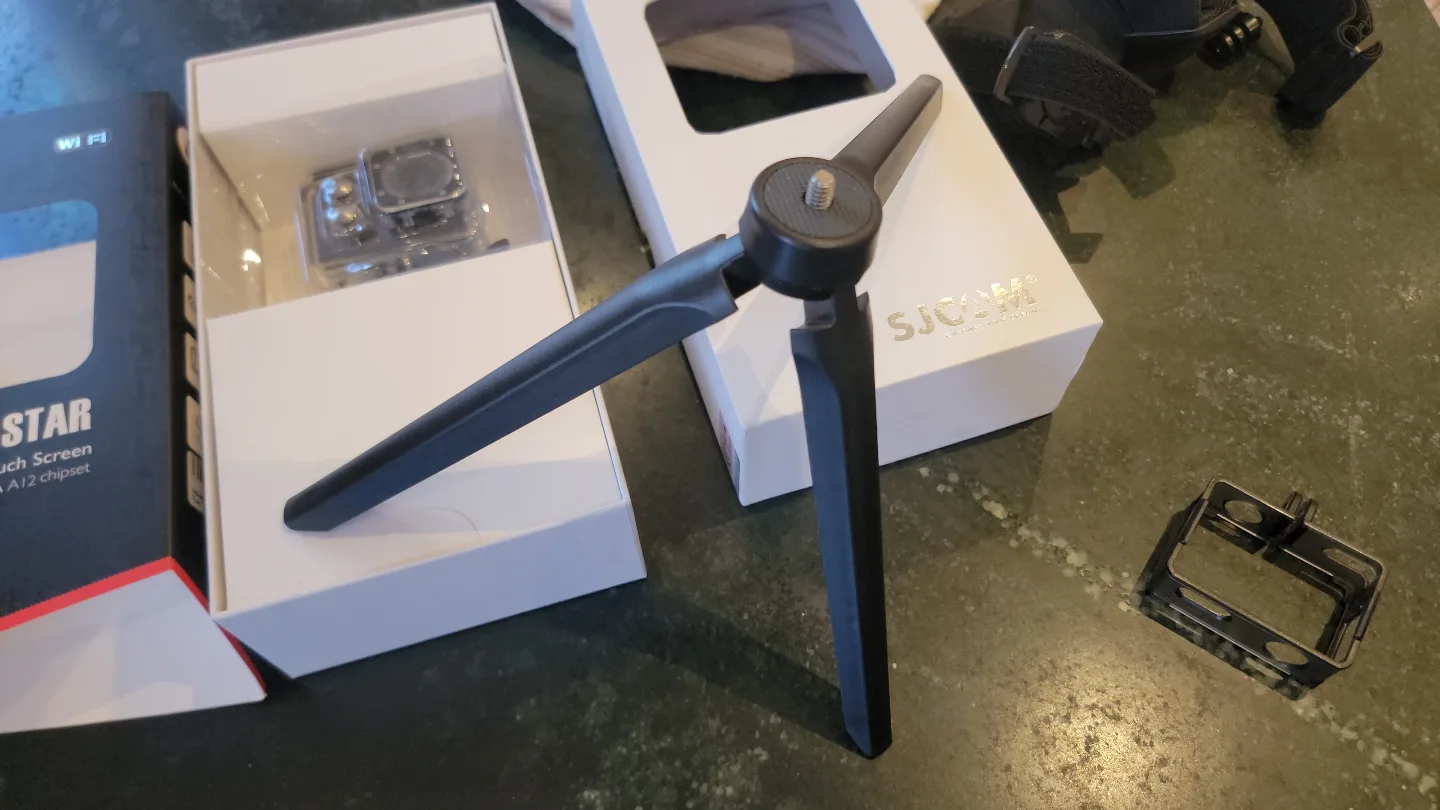 SJCAM SJ7 Star Action Camera with Accessories image indicator(3)