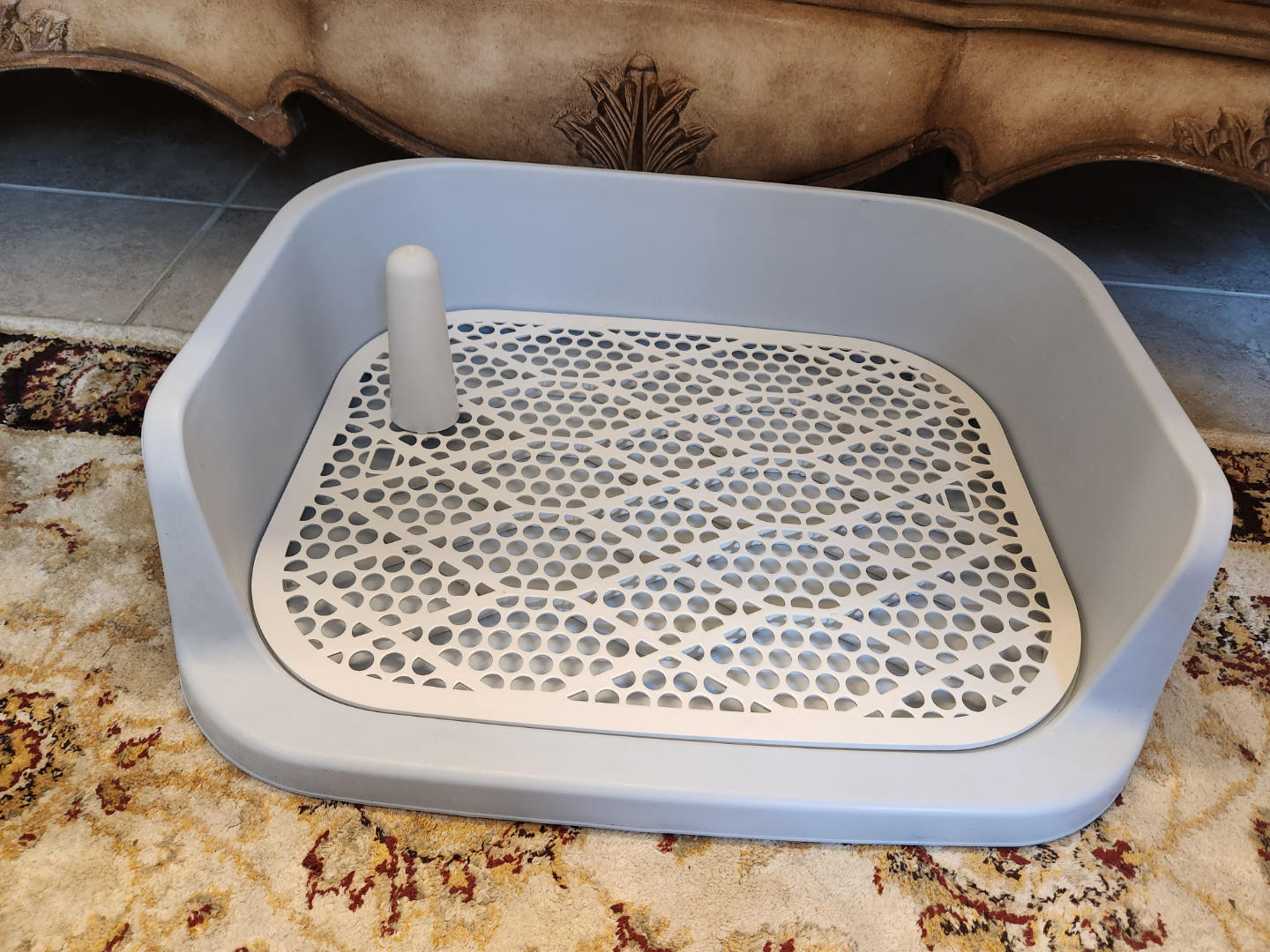 Potty Training System with Post for male dogs