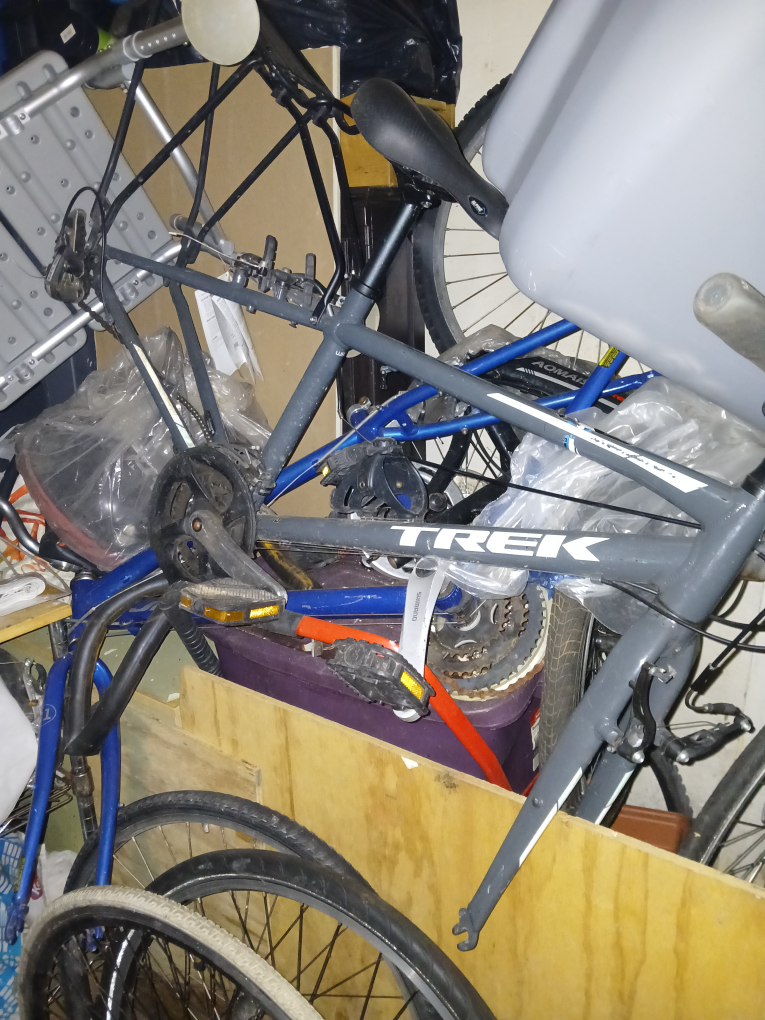 Used Trek Hybrid Bike - Parts and Repair Project - photo 2