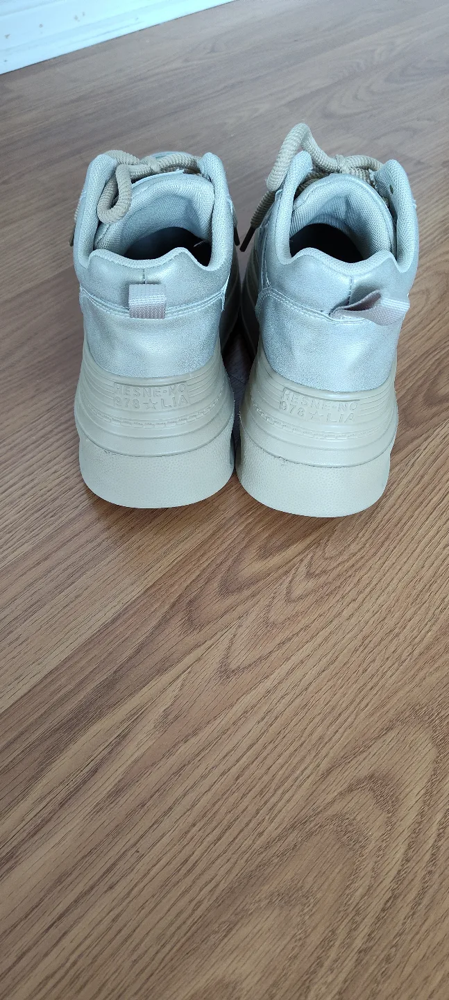 Women's Light Grey Platform Sneakers image indicator(3)