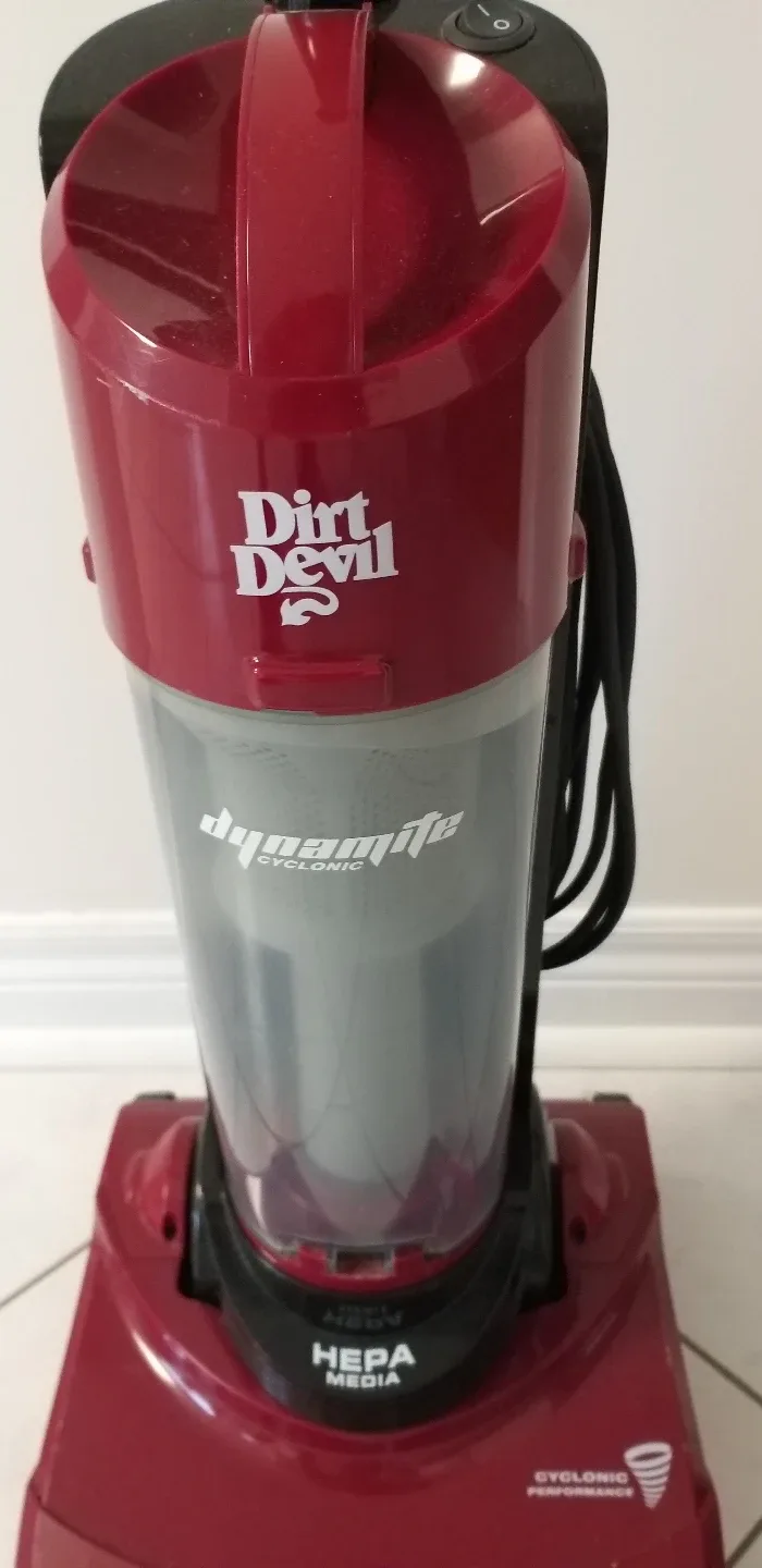 Dirt Devil Dynamite Cyclonic HEPA Vacuum Cleaner image indicator(2)