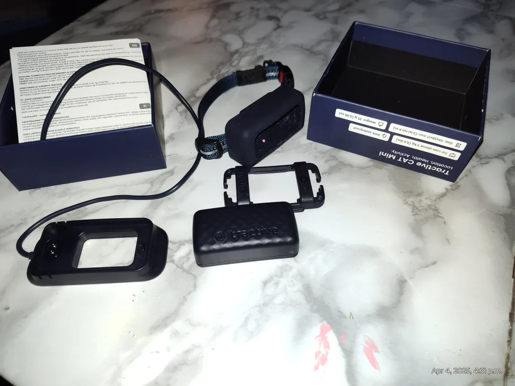 Tractive CAT Mini GPS Tracker image indicator(2)