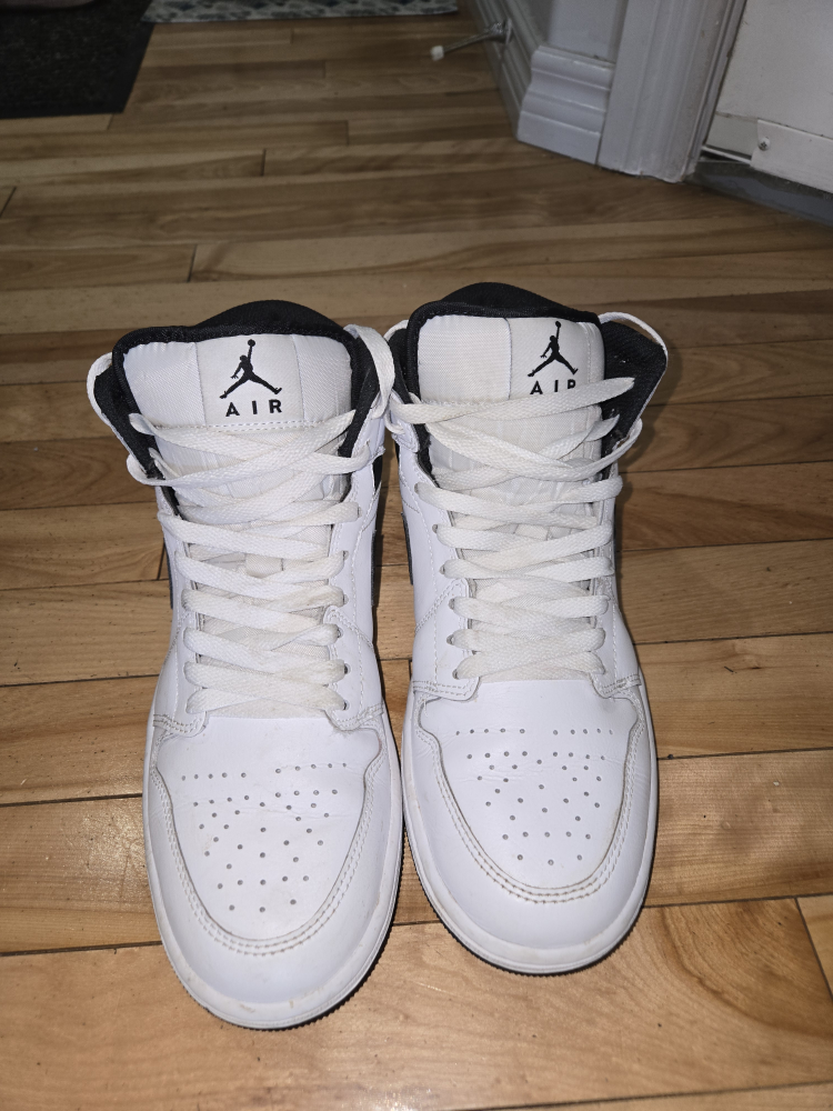 Nike Air Jordan 1 Mid White Black Sneakers