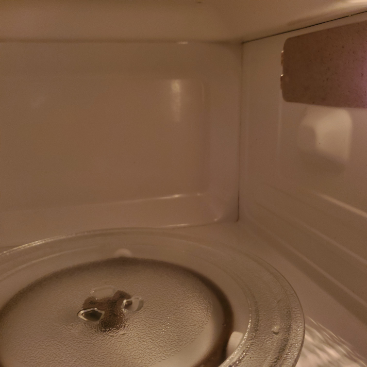 0.7 cu. ft. Microwave - photo 5