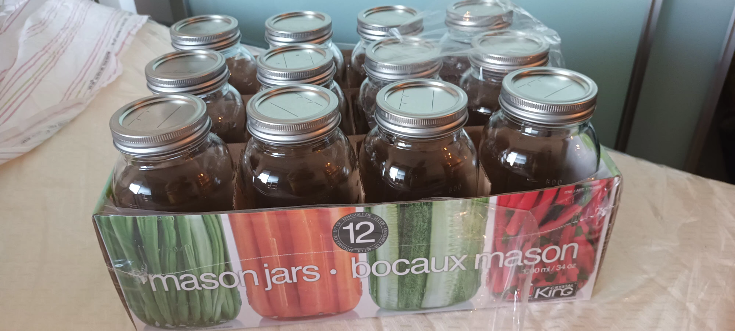12 Mason Jars, (1 lit)