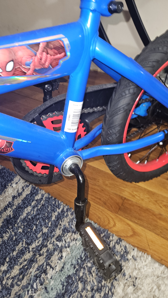 Marvel Spiderman 16" Kids Bike w/ Helmet - photo 5