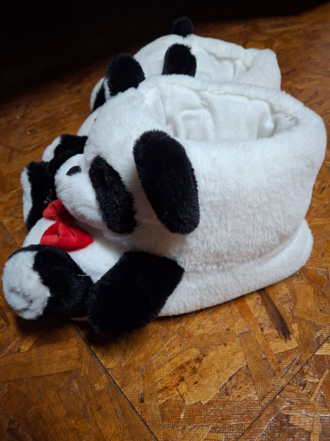 Panda Plushy Carpet Socks Women Size 6-7.5 - photo 3