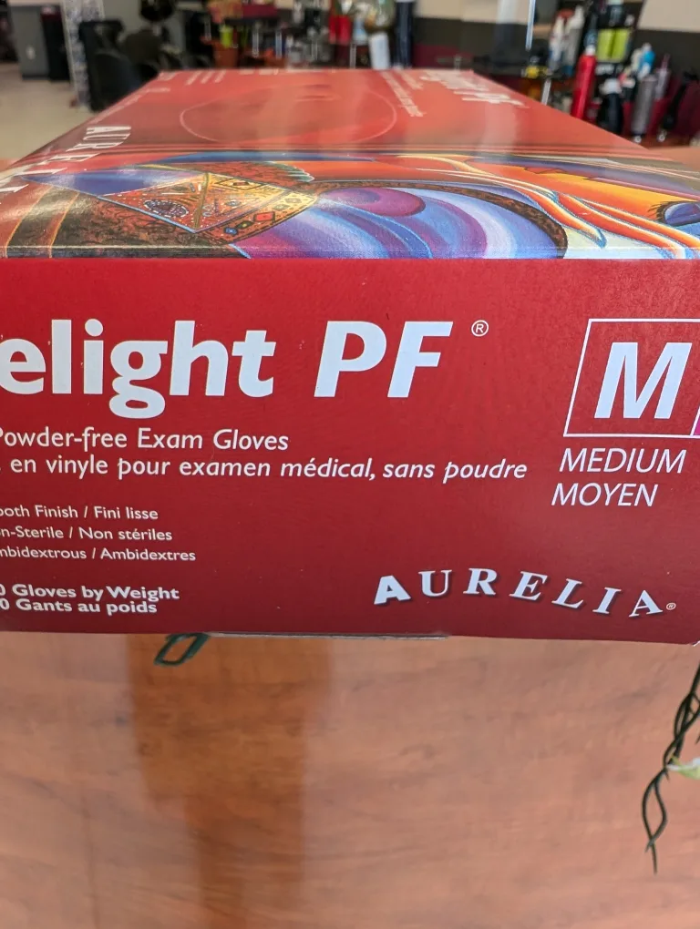 Aurelia Delight PF Vinyl Powder-Free Exam Gloves - Medium image indicator(3)