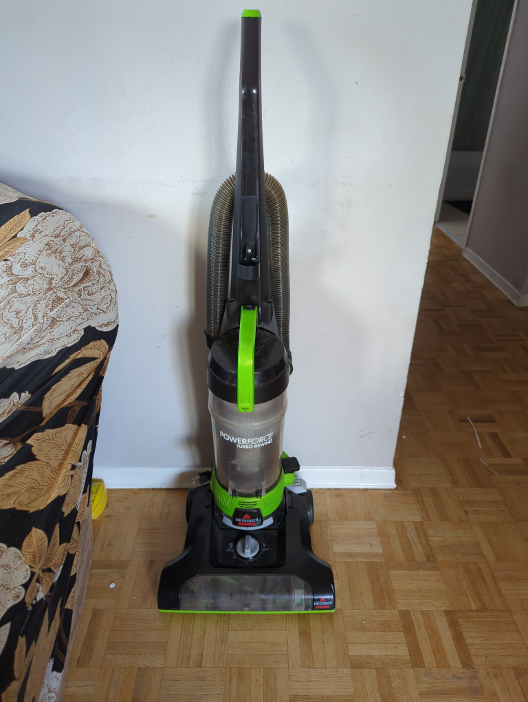 Bissell vacuum cleaner
