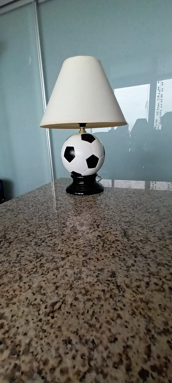 Soccer Ball Table Lamp - photo 4