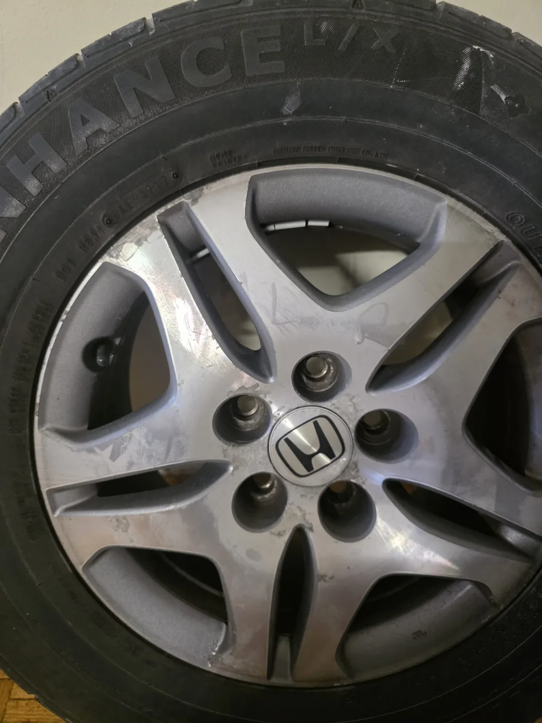 4 orignal honda rims 225/65R16 image indicator(5)