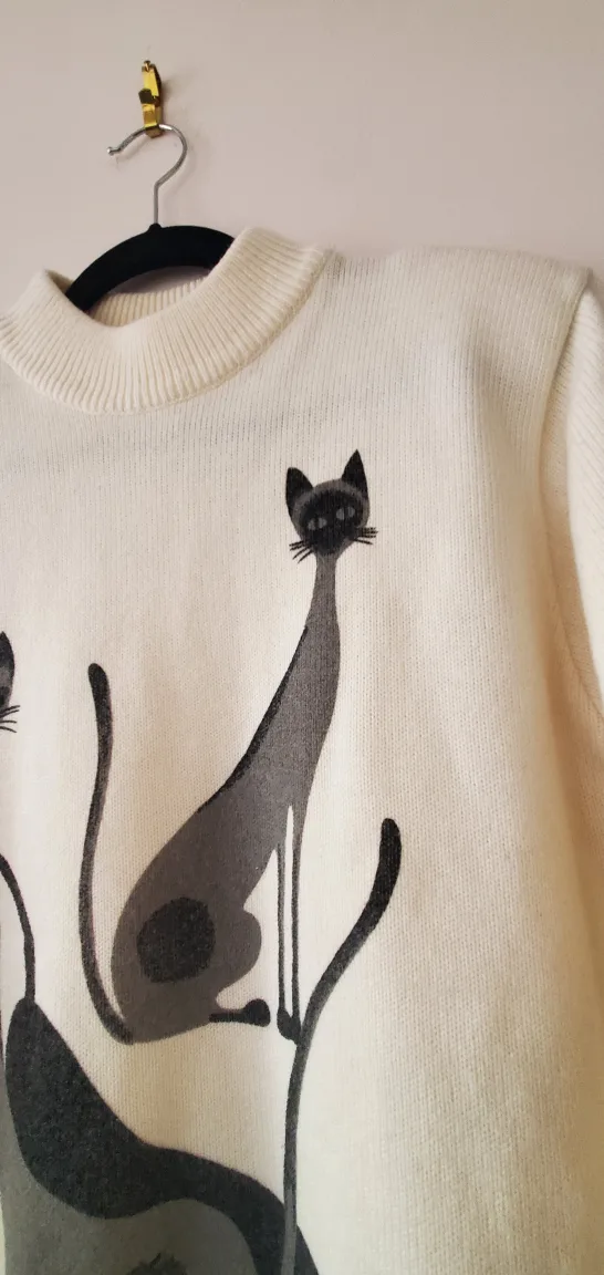 Cat Sweater with Shoulder Pads image indicator(4)
