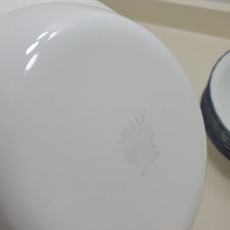 💚Corelle by Corning Bowls and Small Plates image indicator(4)