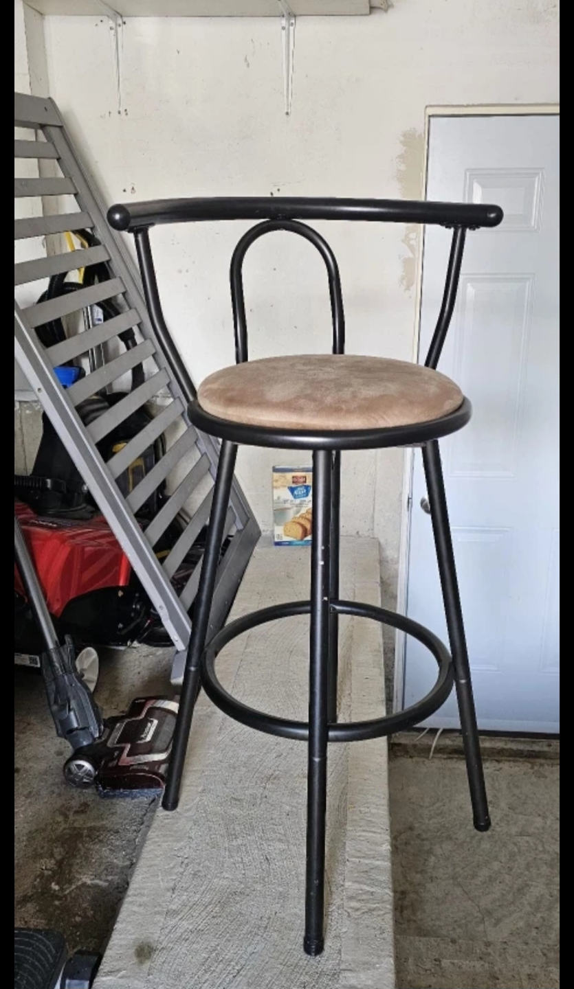Black Metal Bar Stool with Tan Cushion