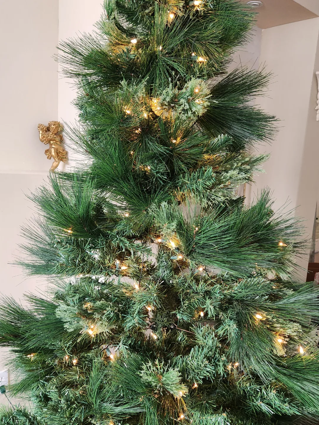 7ft Noma Artificial Christmas Tree 400 lights image indicator(3)