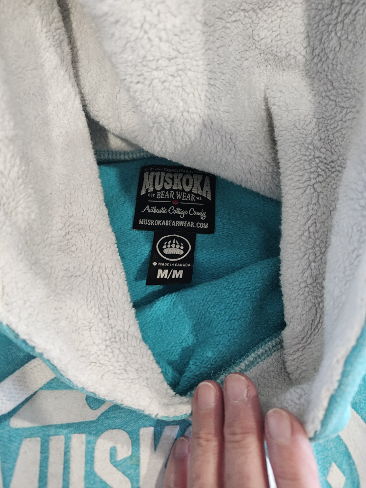Muskoka Bear Wear hoodies and sweatshirts - bundle - photo 4