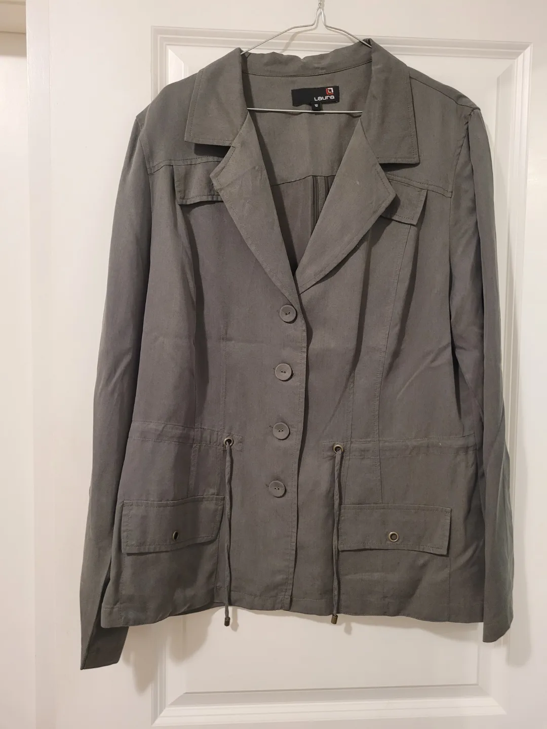 Women's Blazer Bundle one for 15$ ALL for 50$ image indicator(4)