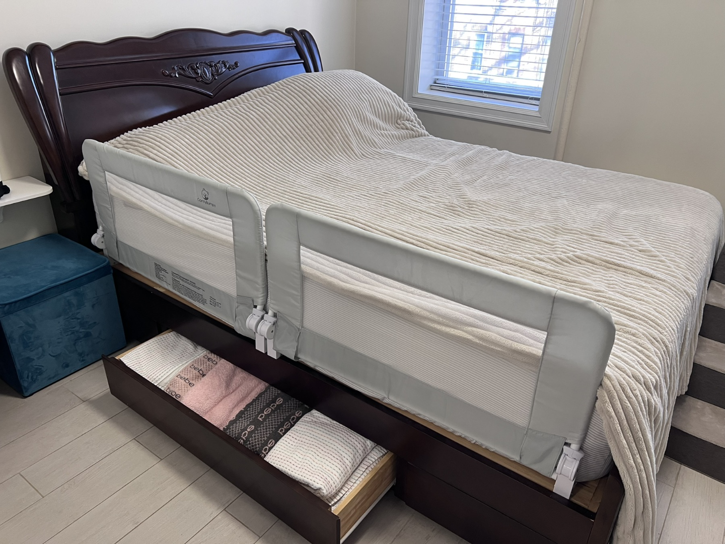 Queen-size Wooden Bed Frame with Storage Drawer - photo 3