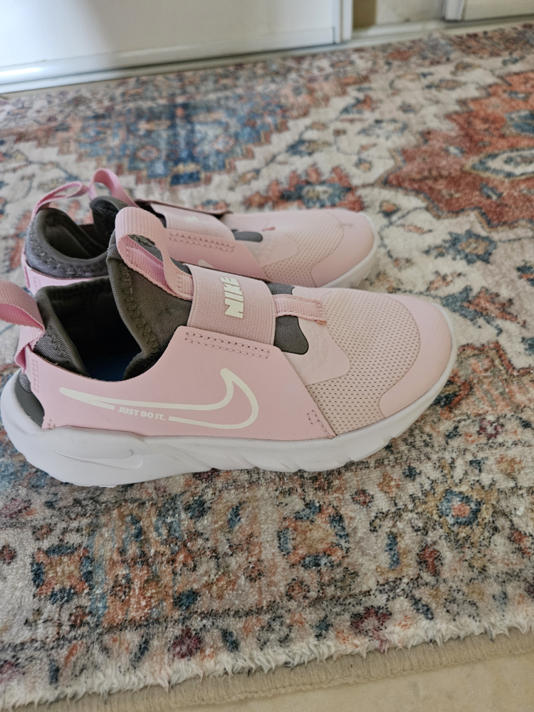brand new Nike Kids' Pink Slip-On Sneakers Size 12 - photo 2