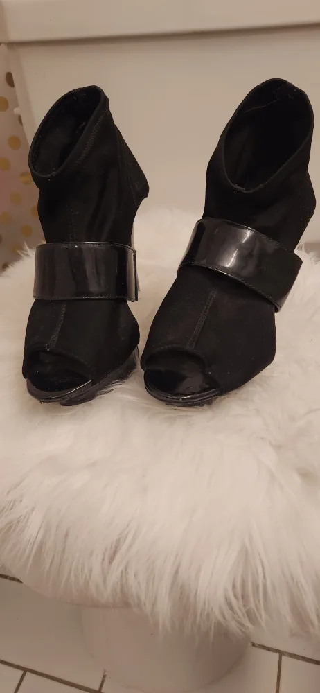 Black Peep-Toe Heels with Ankle Cuff thumbnail