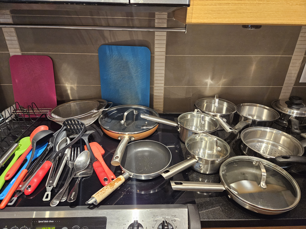 Large Cookware Set and Utensils Bundle - photo 3