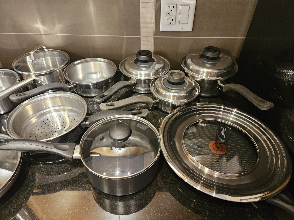 Large Cookware Set and Utensils Bundle - photo 5