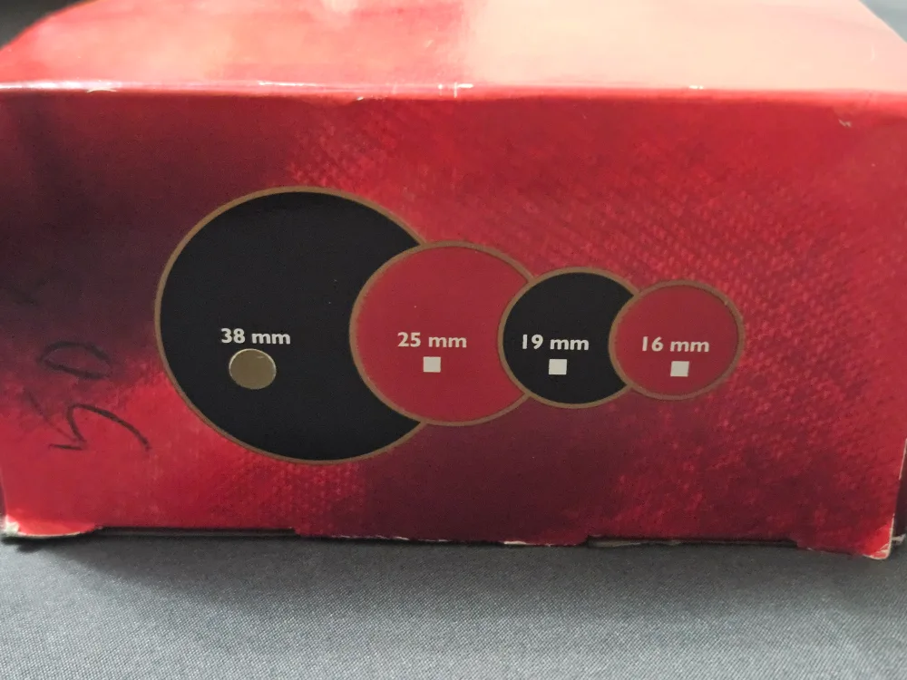 O2 Ceramic Curling Iron by NP Group image indicator(2)