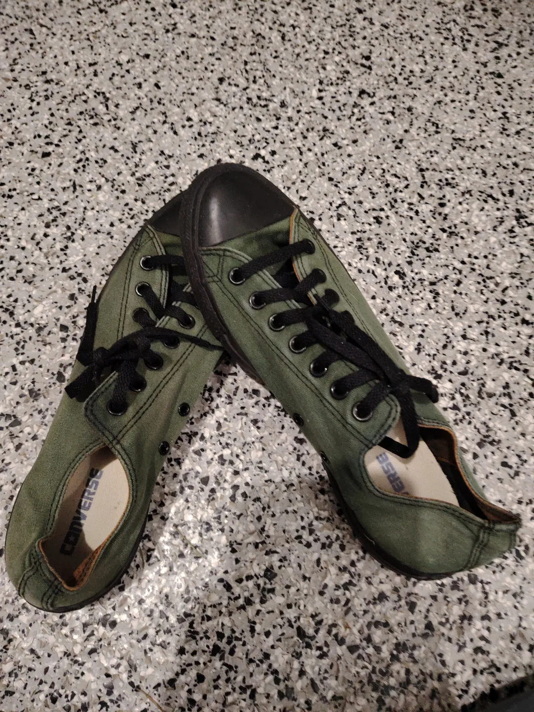 Converse Chuck Taylor All Star Low Tops - Mens Size US10.5 thumbnail