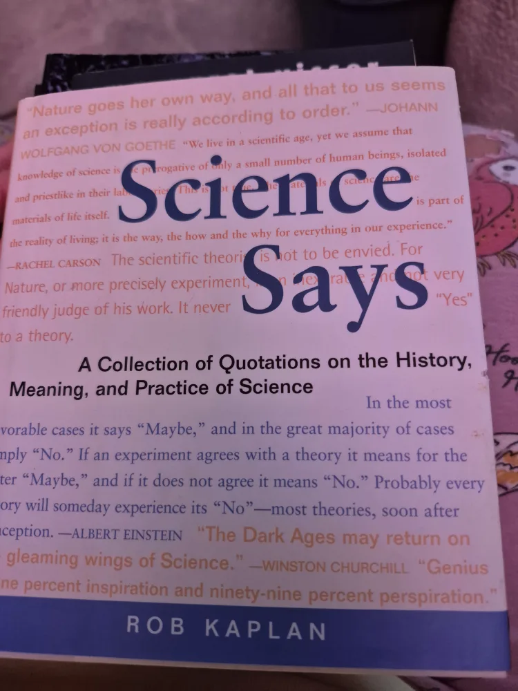 Collection of Science Books - explore ideas in science💚 image indicator(7)