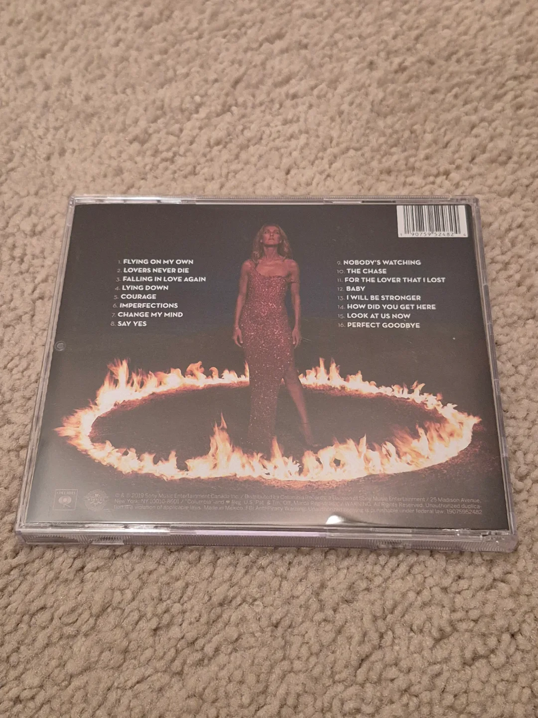 Céline Dion - Courage CD image indicator(2)