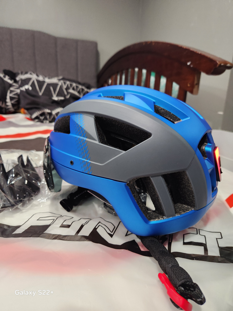 Adult Bike Helmet with Integrated Light & Visor -Size M - photo 5
