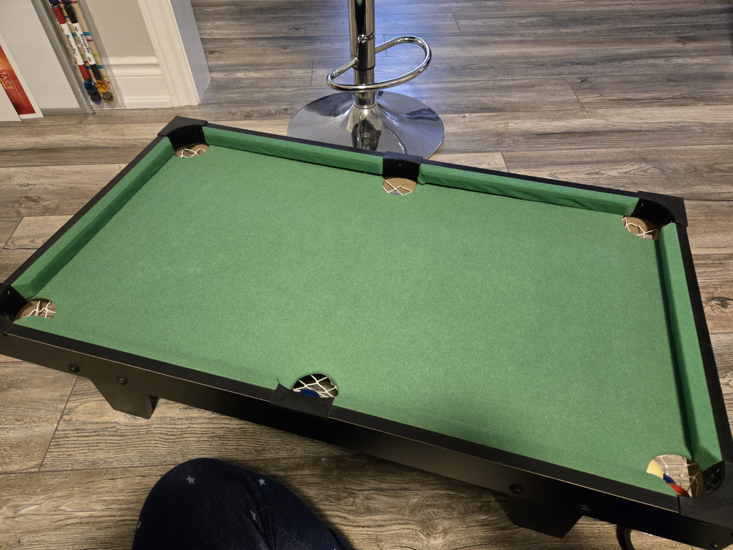Mini Pool Table with 2 Cues and Balls - photo 3
