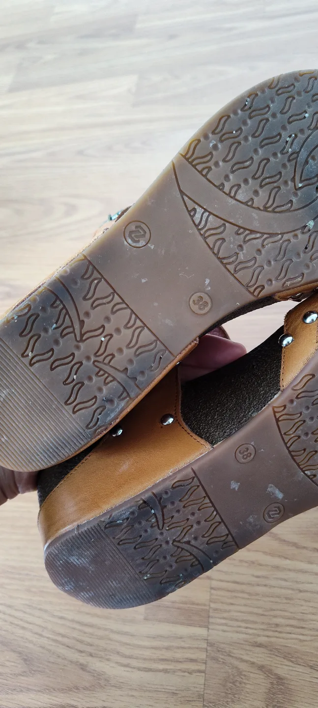 Brown Genuine Leather Sarvin Wedge Sandals image indicator(4)