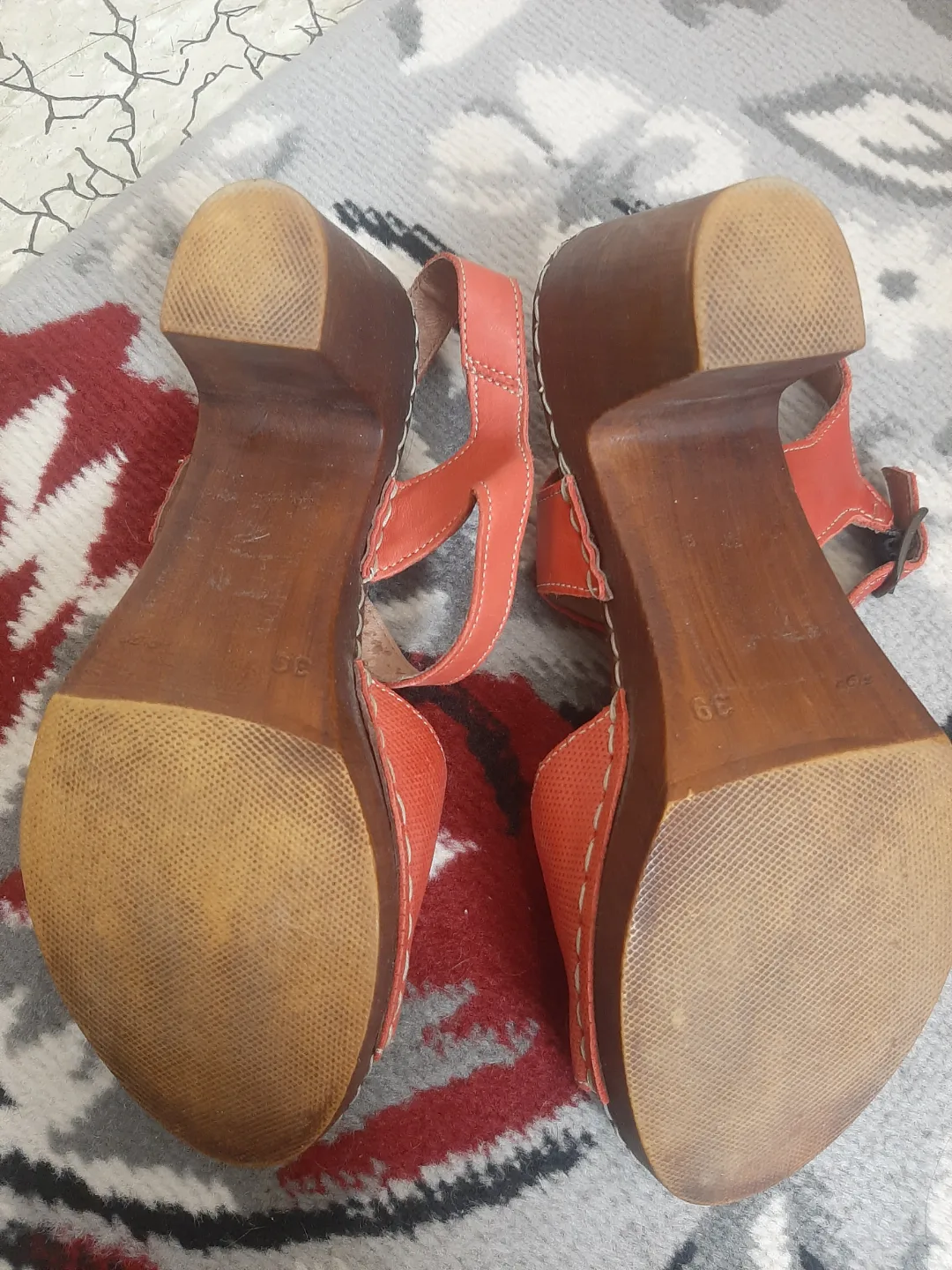 Women's Leather Sandals size 39/8.5 image indicator(3)