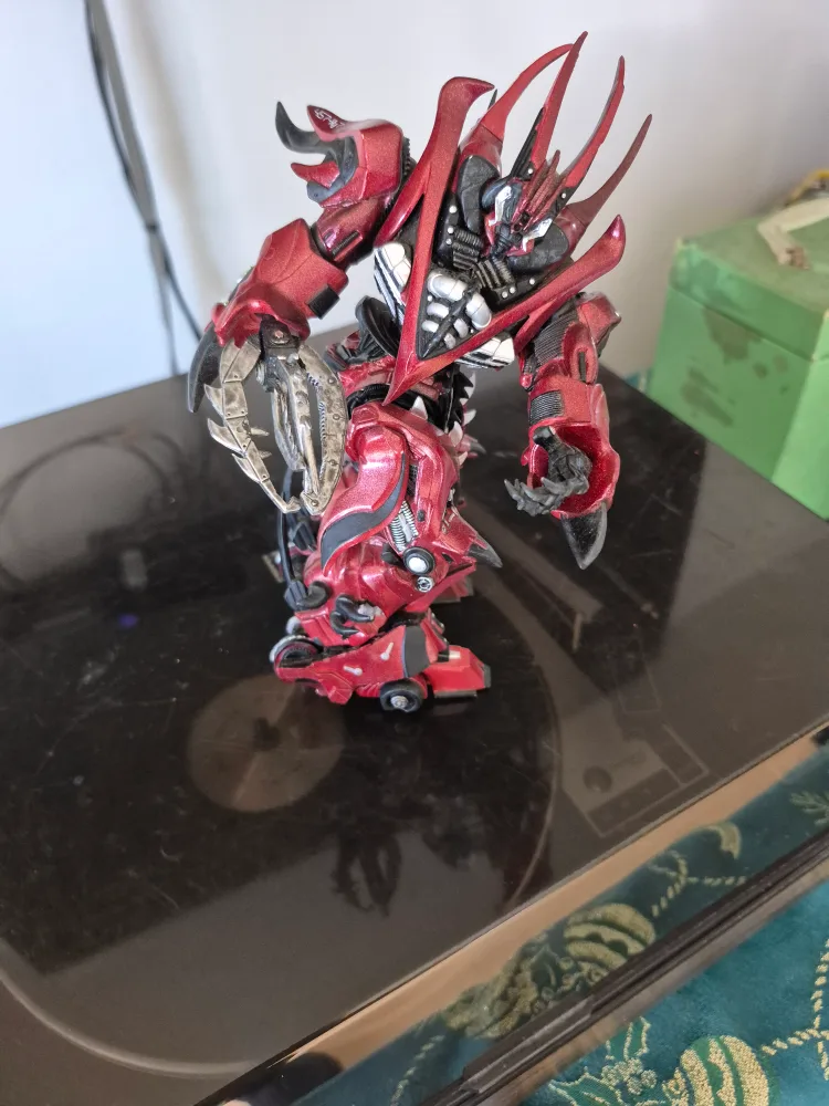 Spawn Series 15 - Violator Figure image indicator(2)